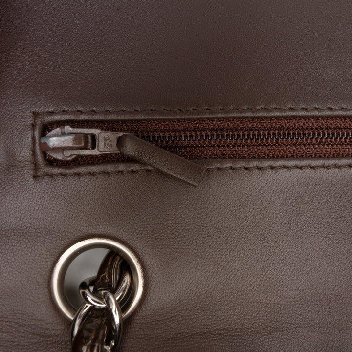 Chanel Medium Classic Cuir verni Double rabat Marron – GABY PARIS Authentique