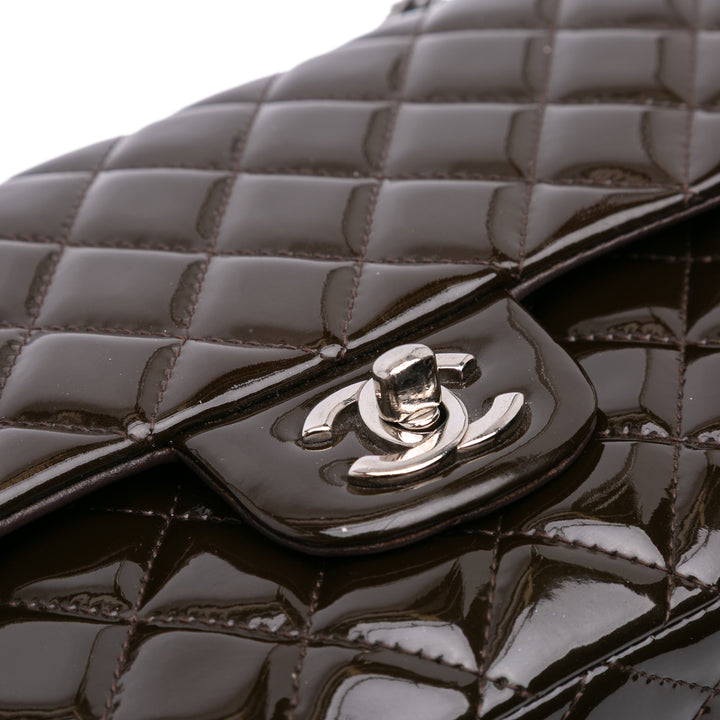 Chanel Medium Classic Cuir verni Double rabat Marron – GABY PARIS Authentique
