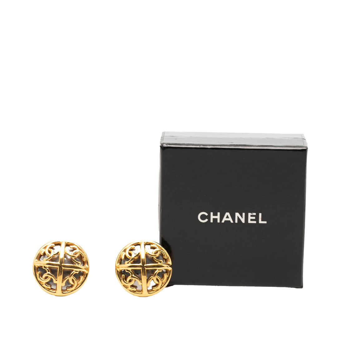 Chanel CC plaqué Button Clip On Boucles d’oreilles