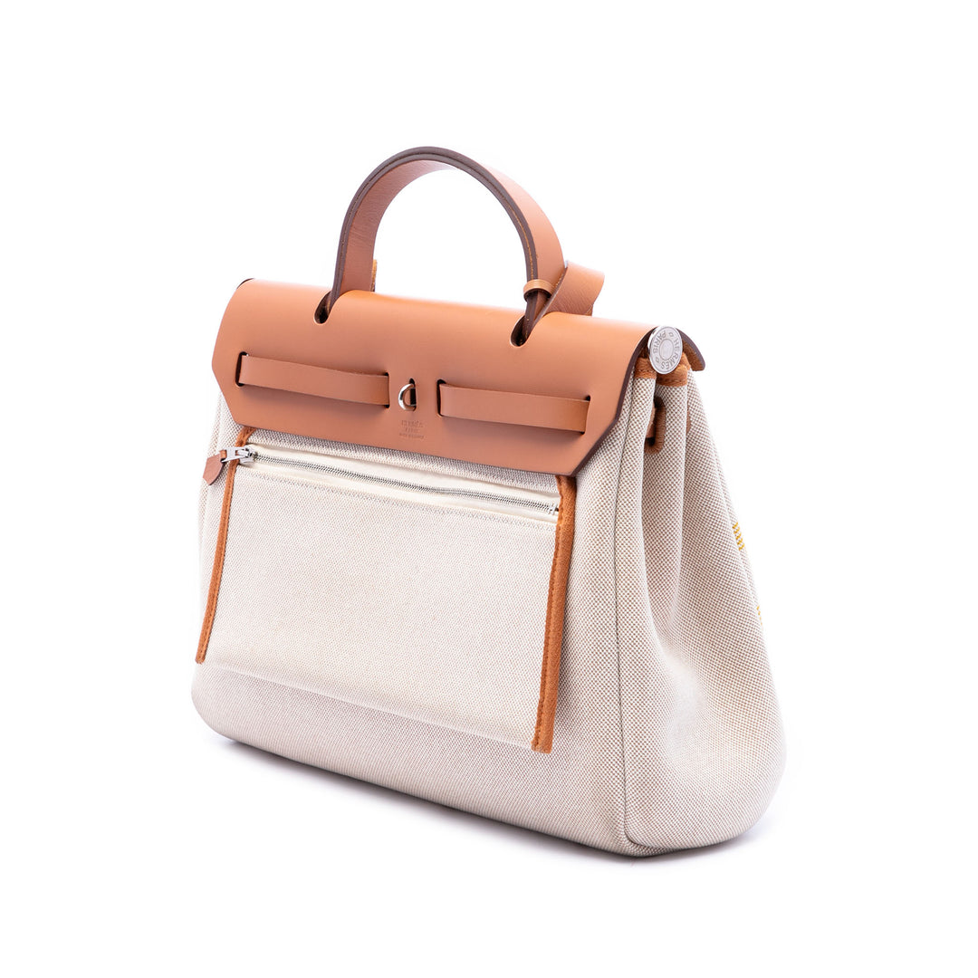 H Plume Circuit 24 Herbag Zippé 31 Beige