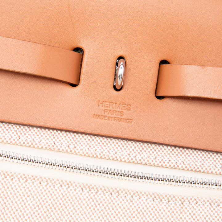 H Plume Circuit 24 Herbag Zippé 31 Beige