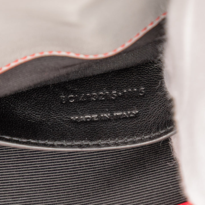 Saint Laurent Smooth Ombre Cuir de veau Monogram Kate Pochette – GABY PARIS Authentique