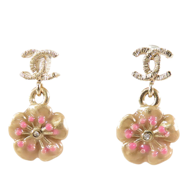 Chanel plaqué Enamel et Rhinestone CC Flower pendantes fermoir poussette Boucle d’oreilles