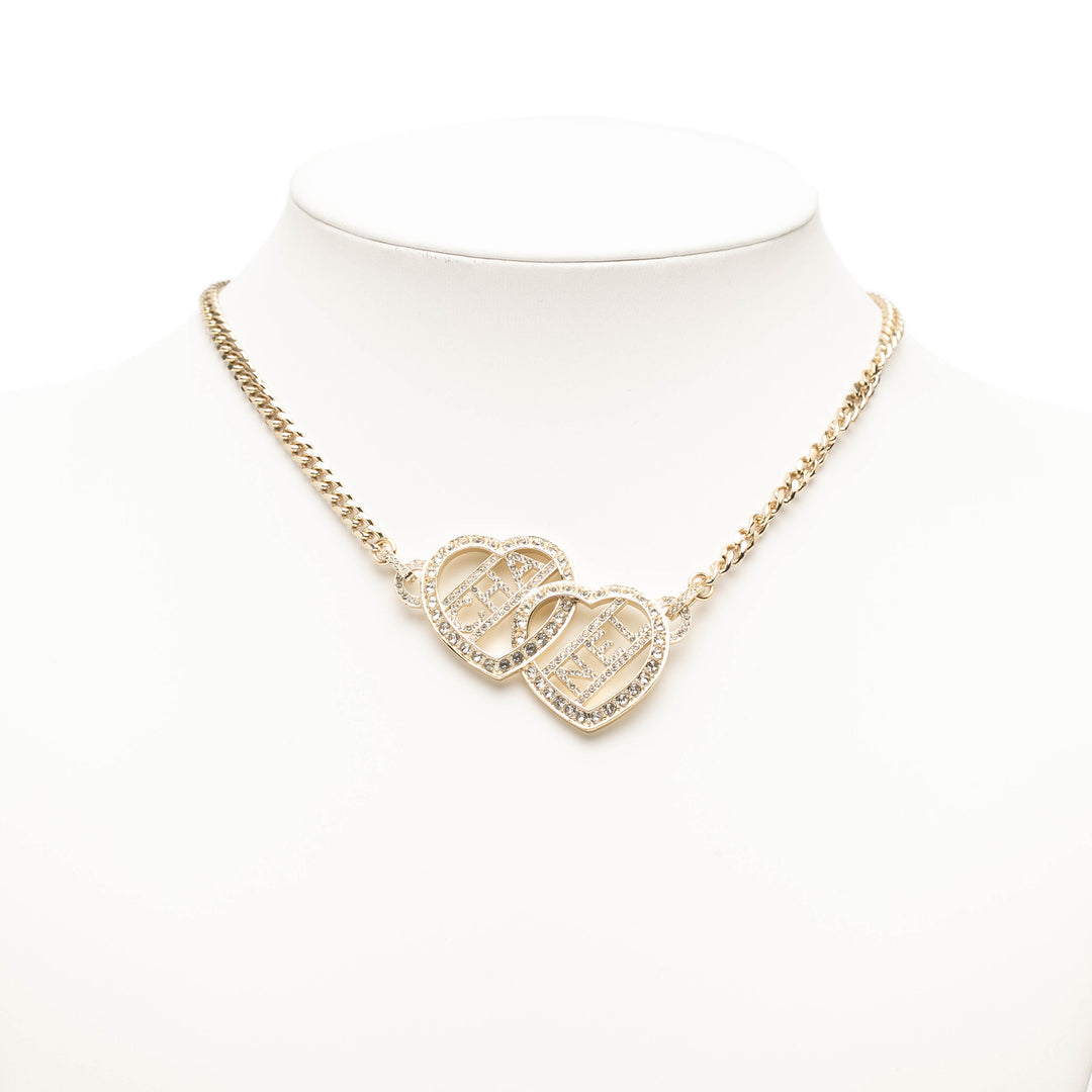 Chanel Doré Plated Rhinestones Heart Logo Choker Collier Doré
