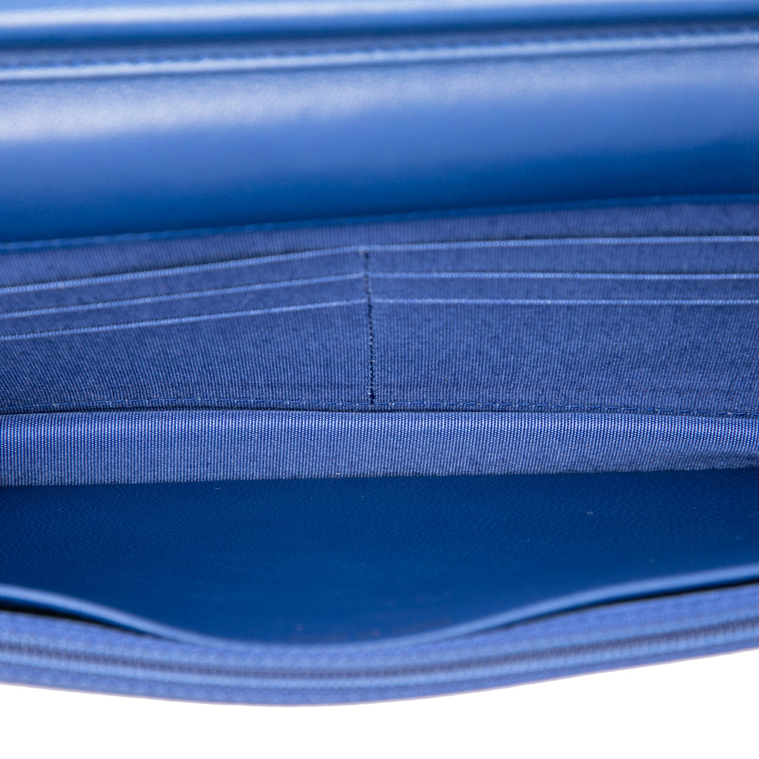 Chanel CC clouté Wallet on Chain Cuir d'agneau Bleu – vue 4 – GABY PARIS