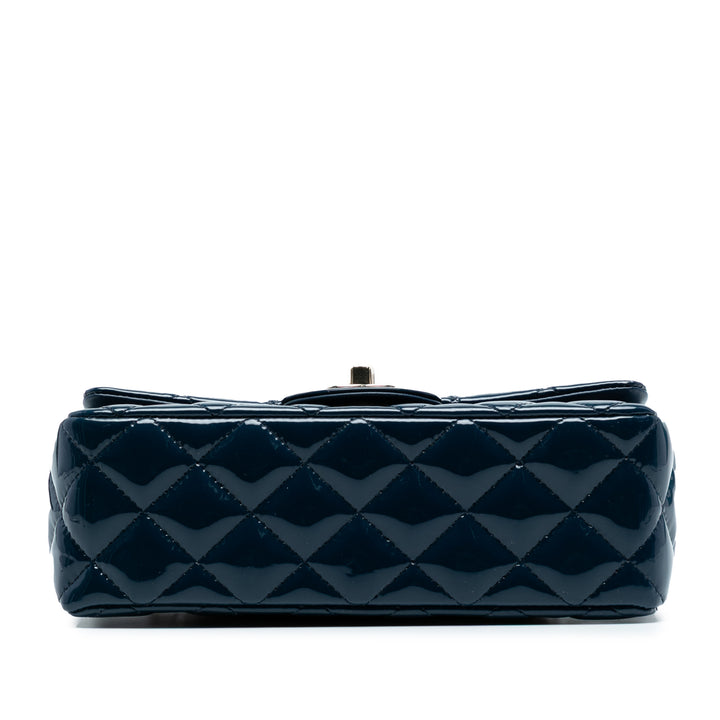 Chanel Mini Rectangular Classic Cuir verni Simple rabat Bleu