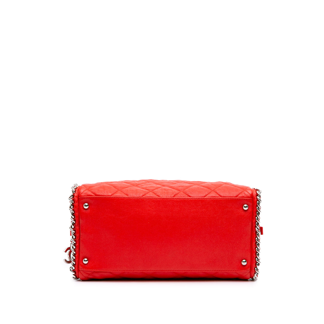 Quilted Washed Lambskin Chain Around Bowler Red - Gaby Paris