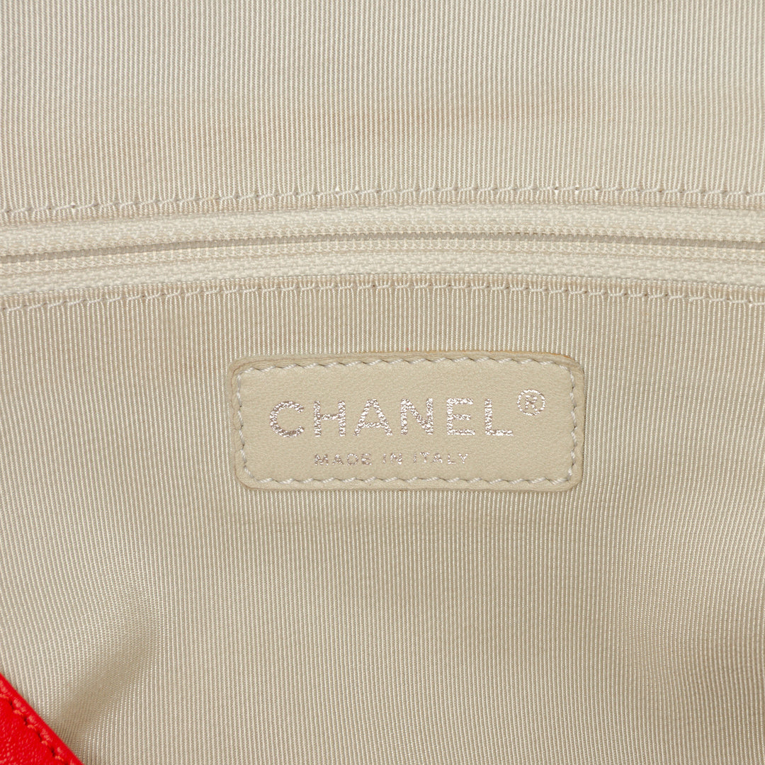 Quilted Washed Lambskin Chain Around Bowler Red - Gaby Paris