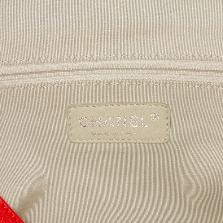 Quilted Washed Lambskin Chain Around Bowler Red - Gaby Paris