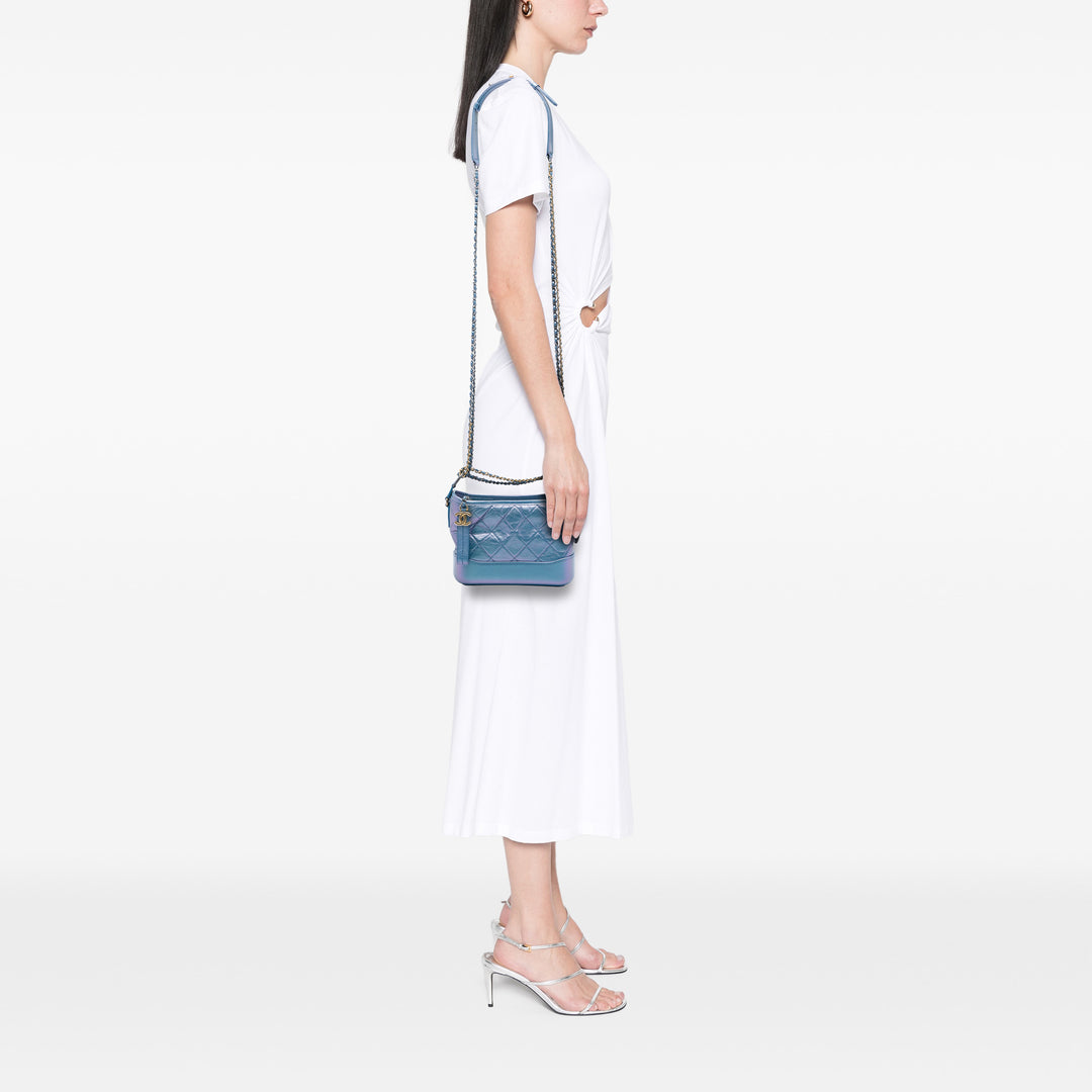 Chanel Small Matelassé Iridescent vieilli Cuir de veau Gabrielle Hobo