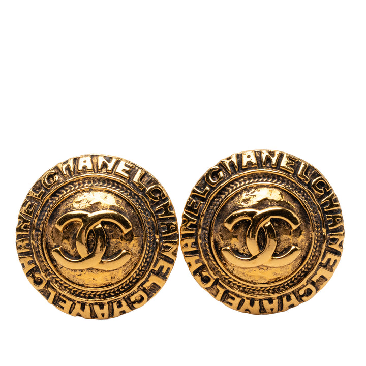 Chanel CC plaqué Rond Clip On Boucles d’oreilles