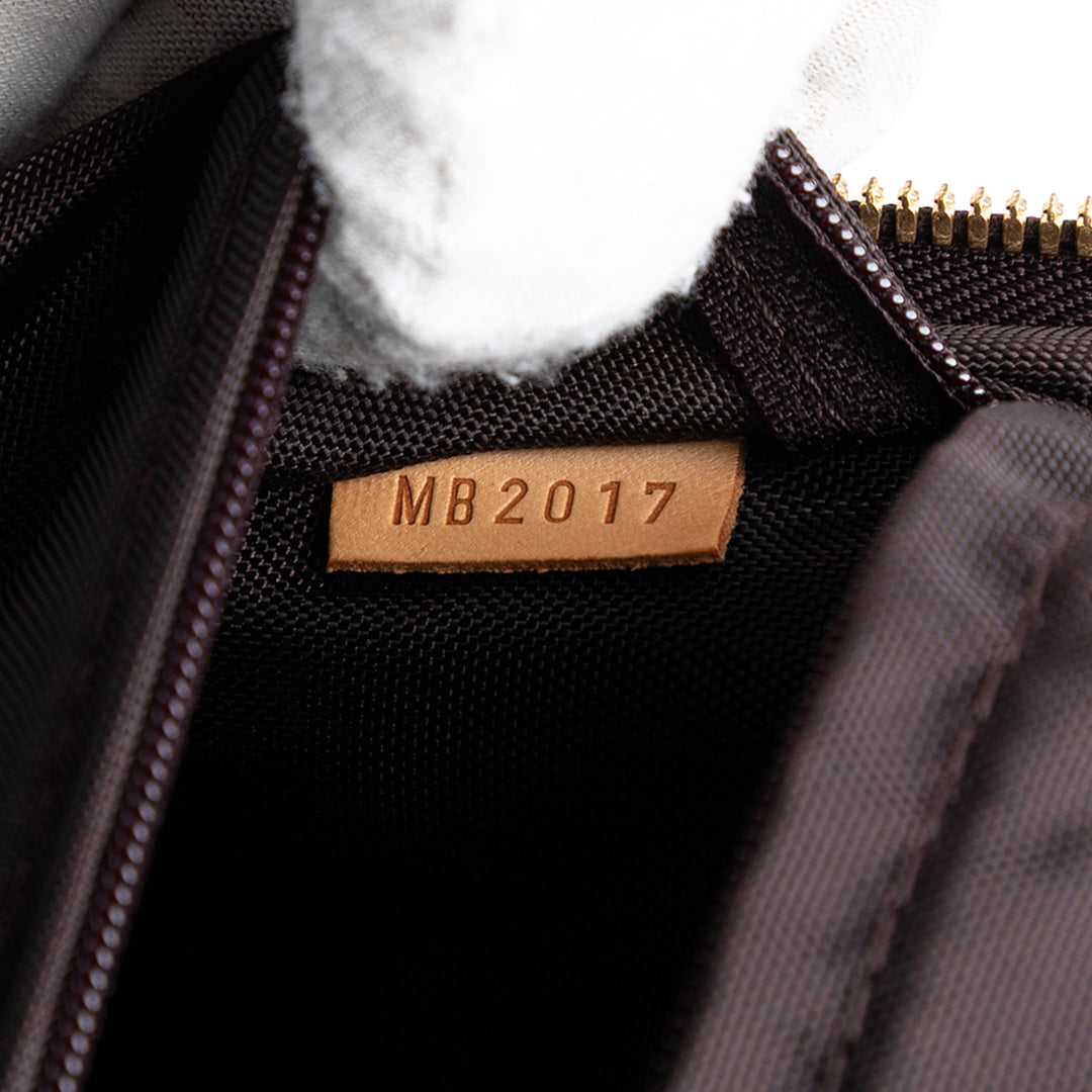 Louis Vuitton Monogram Vernis Pegase 45