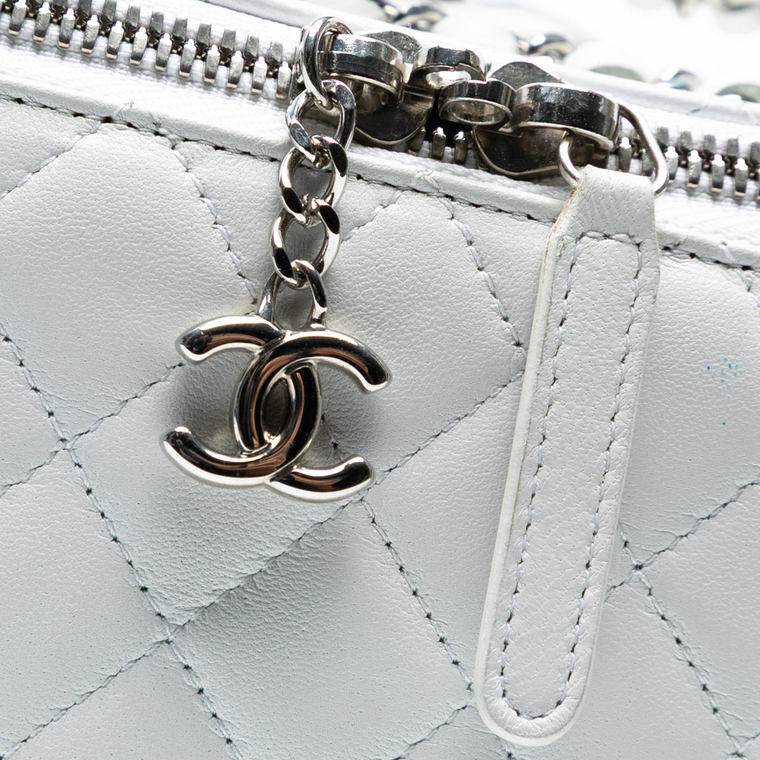 Chanel Large Matelassé Cuir d’agneau anse supérieure Jewelry Boîte avec chaîne