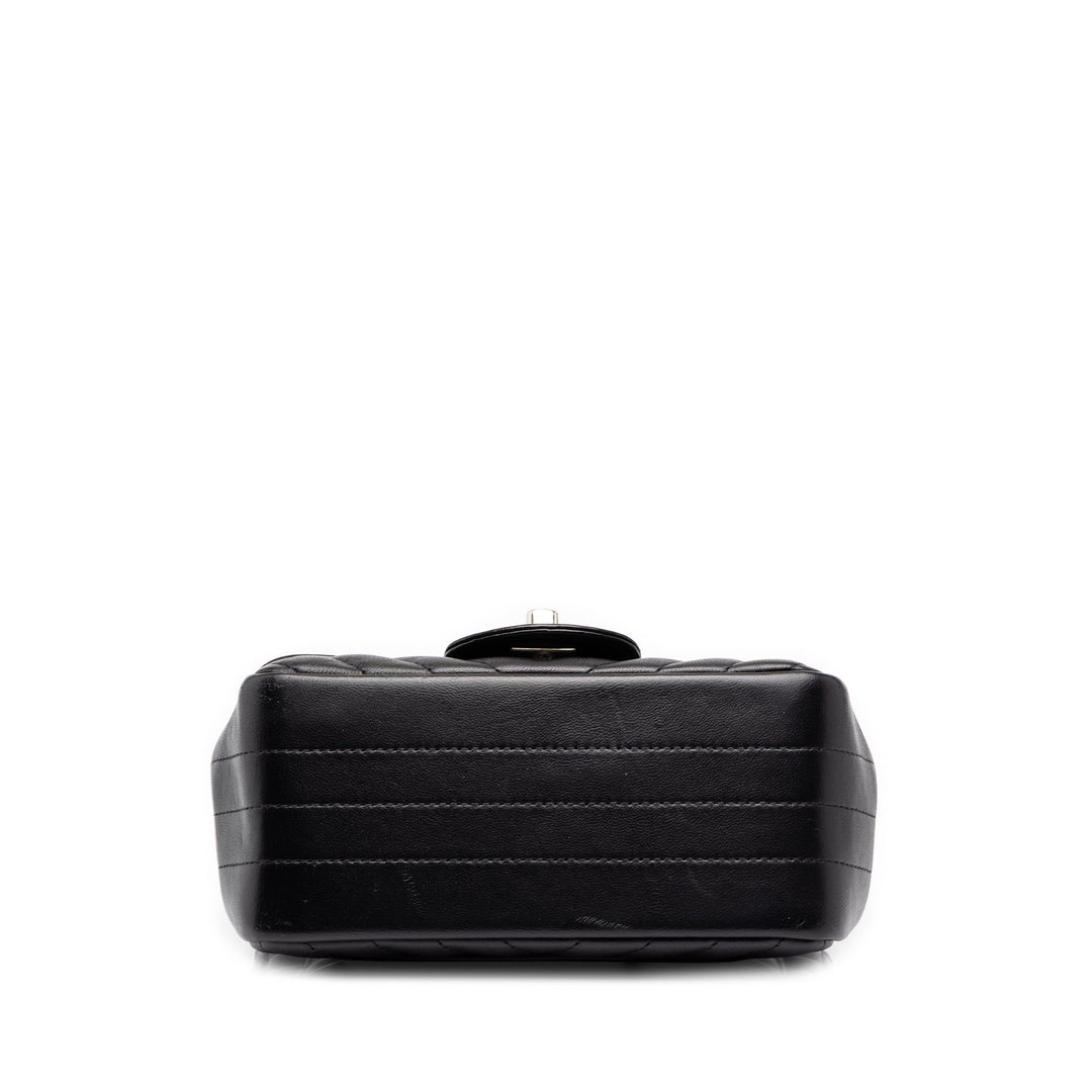 Chanel Classic Carré Chevron Rabat simple Mini Cuir d'agneau Noir