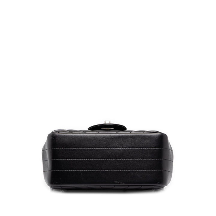 Chanel Classic Carré Chevron Rabat simple Mini Cuir d'agneau Noir
