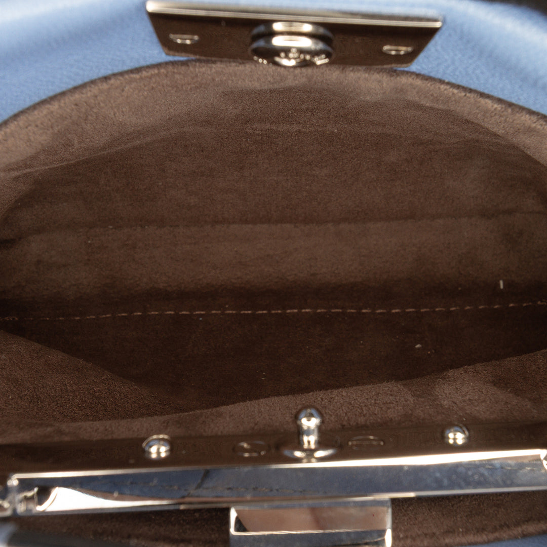 Fendi Peekaboo Iconic Sac Micro nappa Bleu