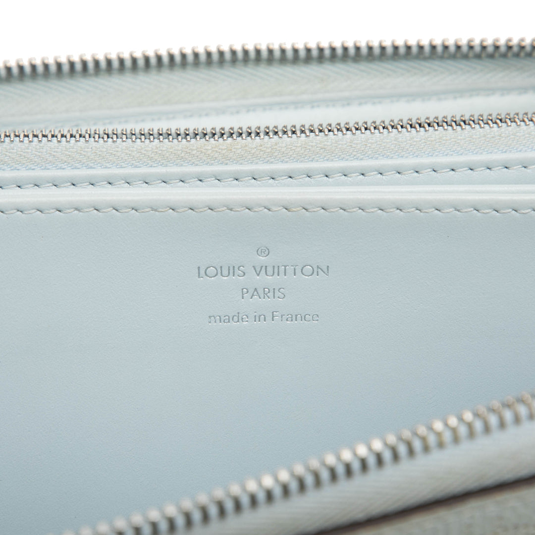 Louis Vuitton Monogram Mahina Zippy Portefeuille