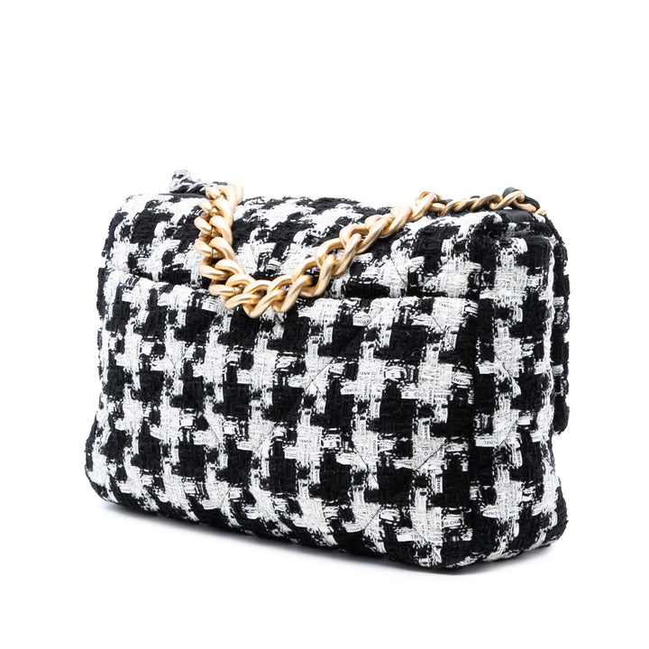Chanel Large Houndstooth Tweed 19 à rabat