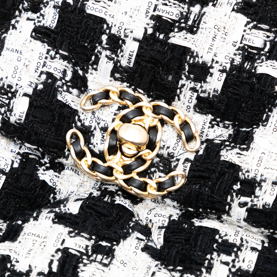 Chanel Large Houndstooth Tweed 19 à rabat
