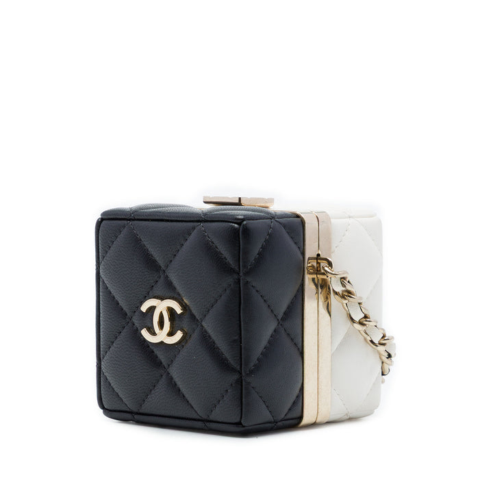 Bicolore Matelassé Cube Pochette avec chaîne Cuir d'agneau Noir