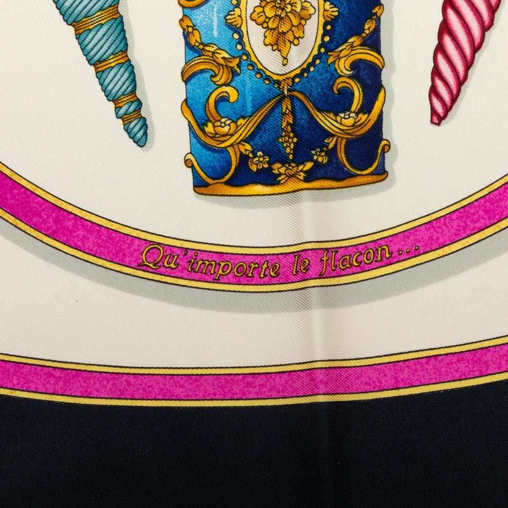 Hermès Qu Importe le Flacon Foulard 90 Multi Multicolore – vue 2 – GABY PARIS