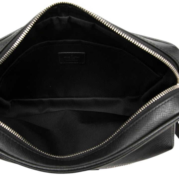 Taigarama Outdoor Messenger Monogram Noir