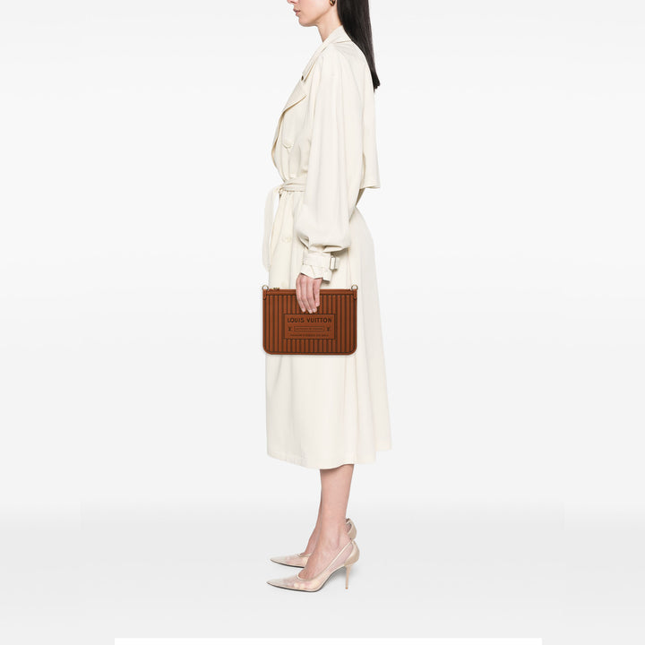 Louis Vuitton Pochette Inside Out Neverfull MM Cuir de veau Marron – vue 6 – GABY PARIS