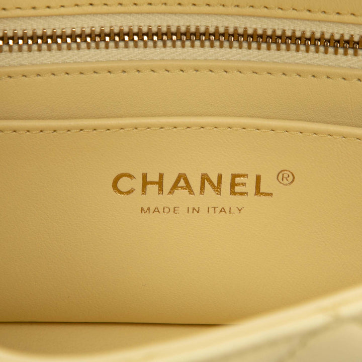 Chanel Mini Rectangular Classic Cuir d’agneau Sweet Camellia Flap Jaune – GABY PARIS Authentique