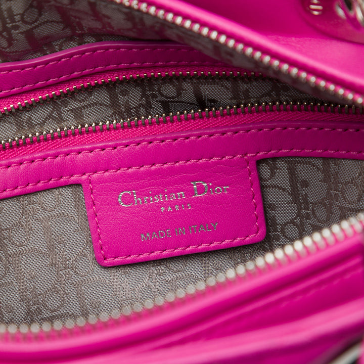 Lady Dior Cannage Moyen Cuir d'agneau Rose