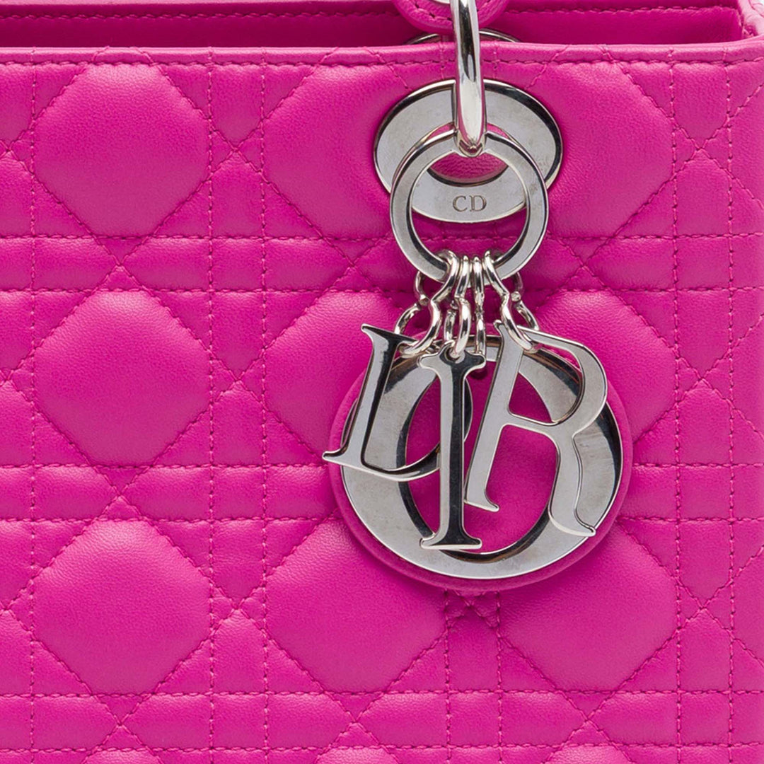 Lady Dior Cannage Moyen Cuir d'agneau Rose