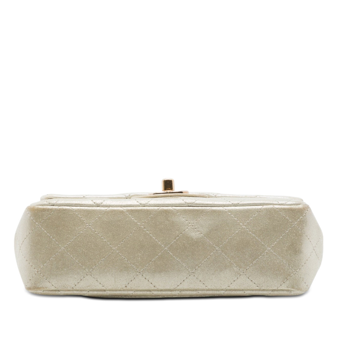 Chanel Mini Rectangular Classic Iridescent Cuir d’agneau Simple rabat