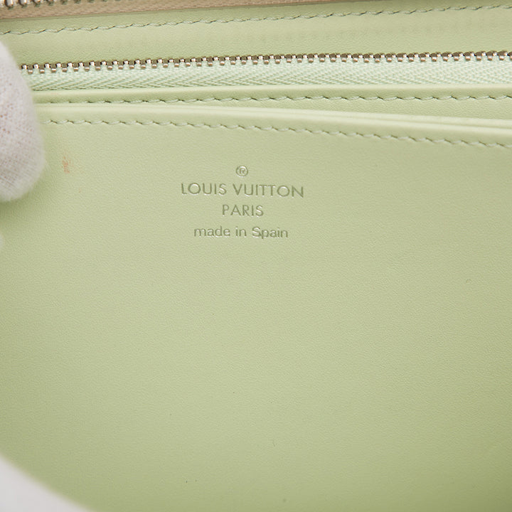 Louis Vuitton Monogram Mahina Reverse Zippy Portefeuille
