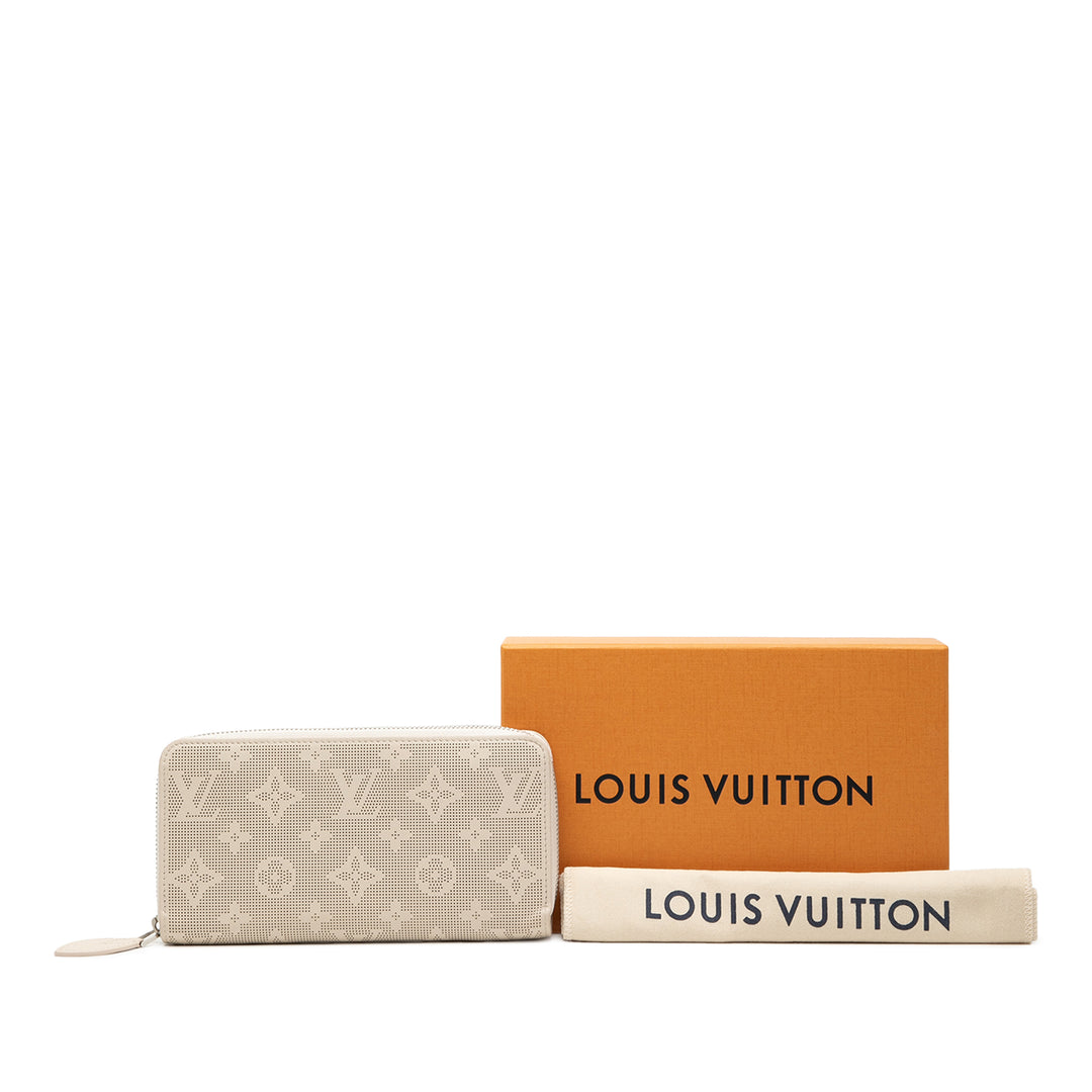 Louis Vuitton Monogram Mahina Reverse Zippy Portefeuille