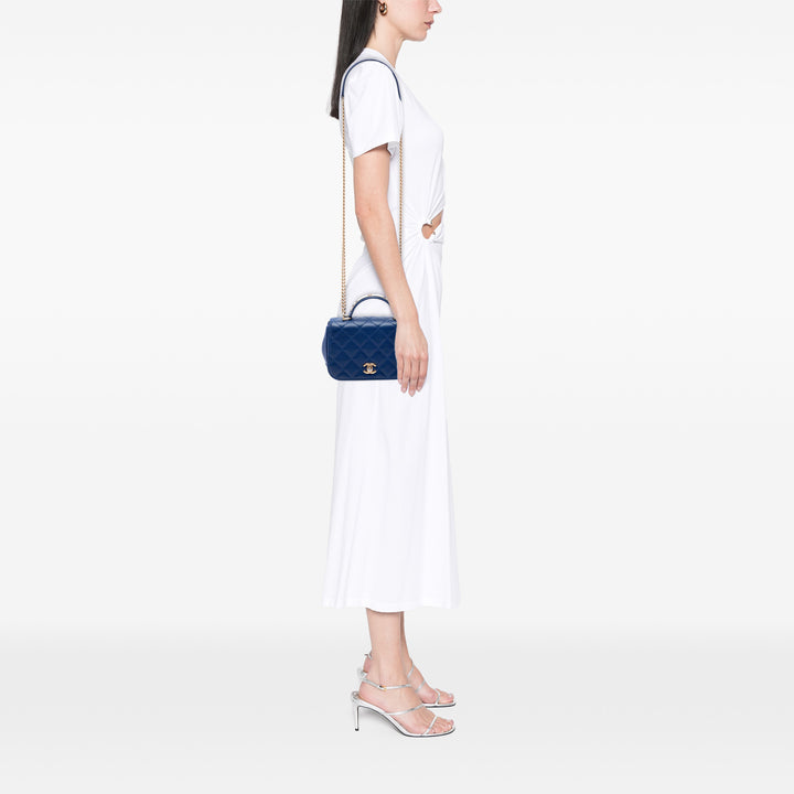 Chanel Matelassé Carry Around à rabat Mini Cuir caviar