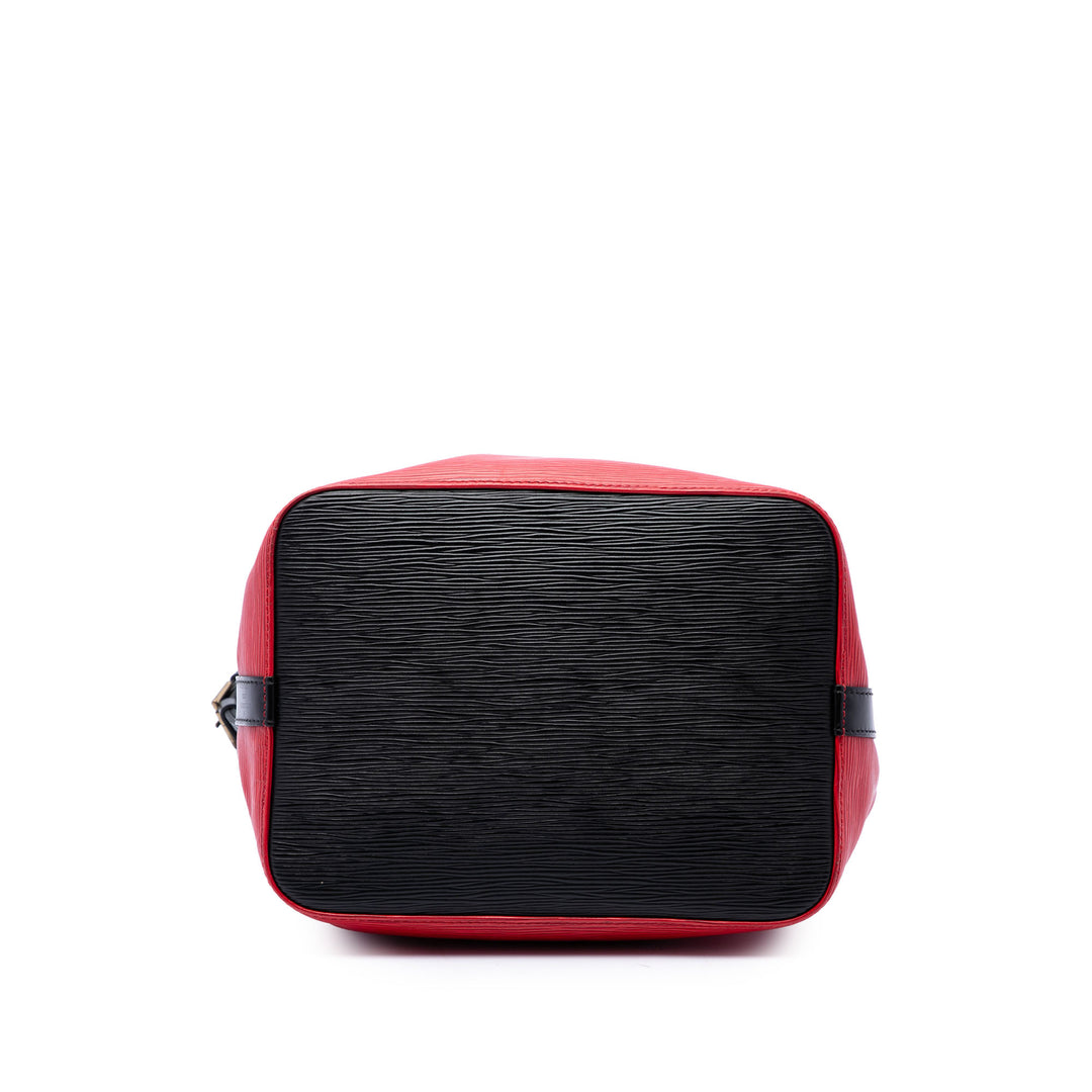 Louis Vuitton Bicolore Noe PM Épi Rouge – vue 3 – GABY PARIS