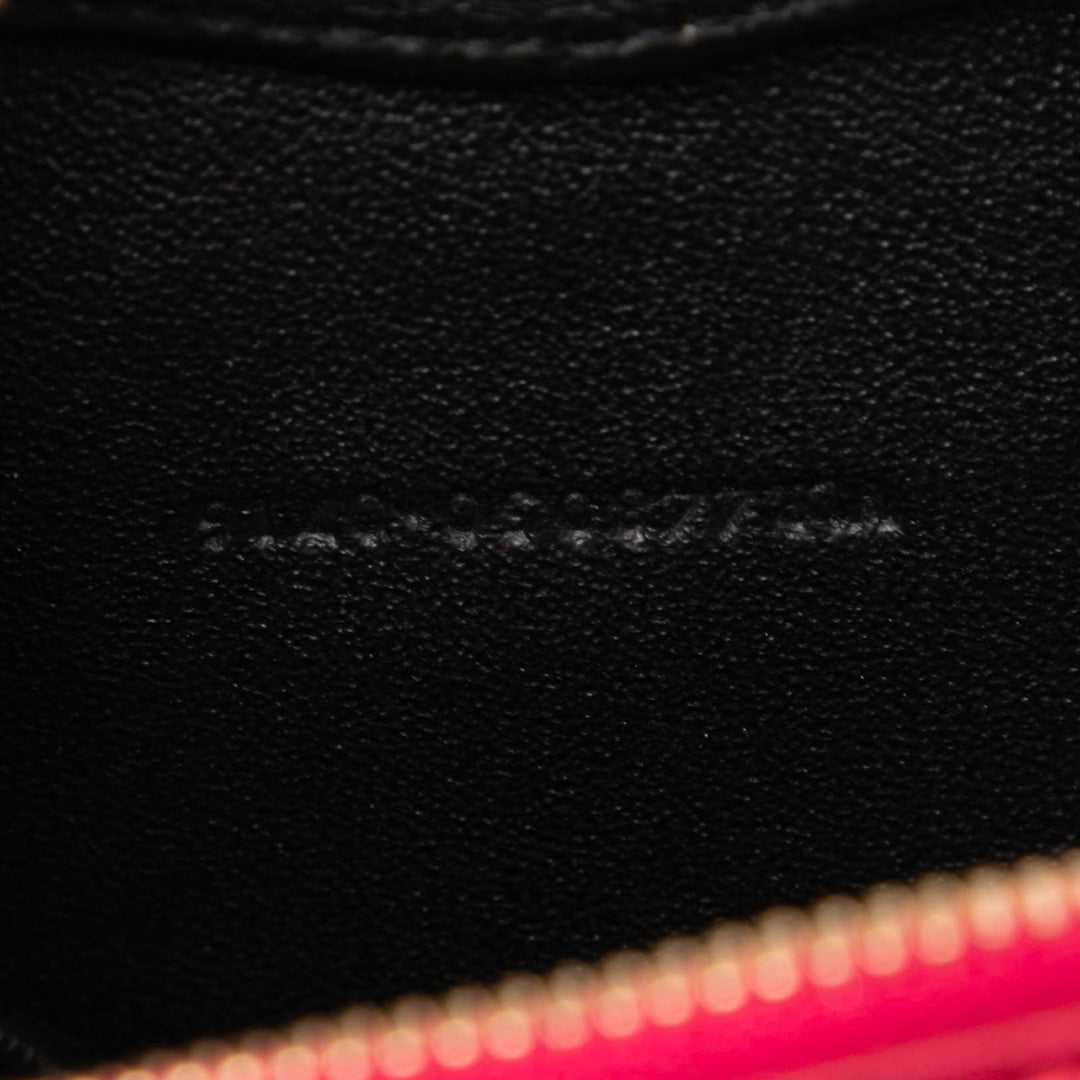 Saint Laurent Mini Metallic Cuir Chevron Monogram Love Heart Sac à chaîne – GABY PARIS Authentique