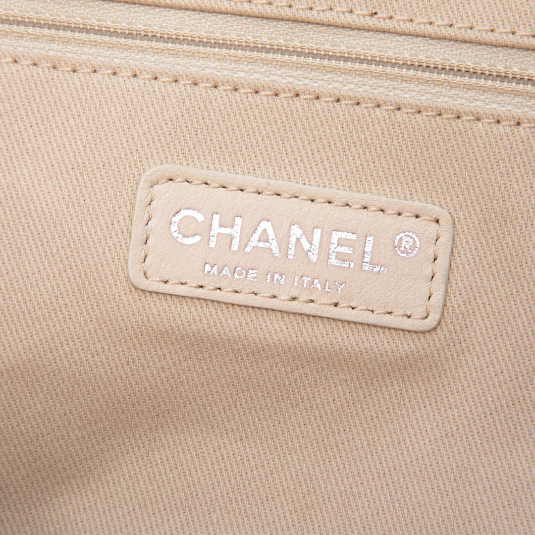Chanel CC Matelassé Cotton Coral Print Cabas chaîne