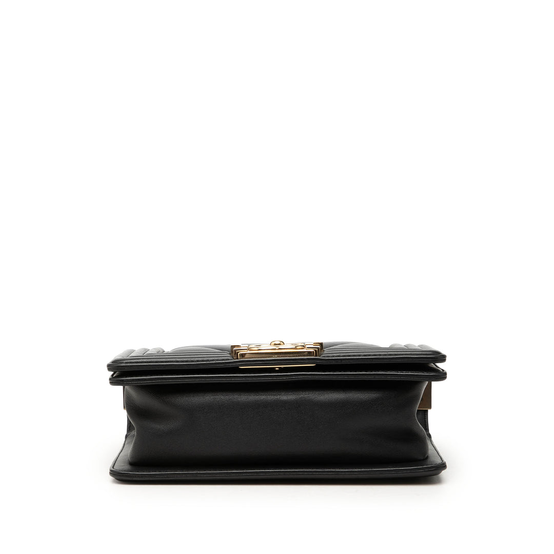 Chanel Chevron Boy à rabat Petit Cuir d'agneau