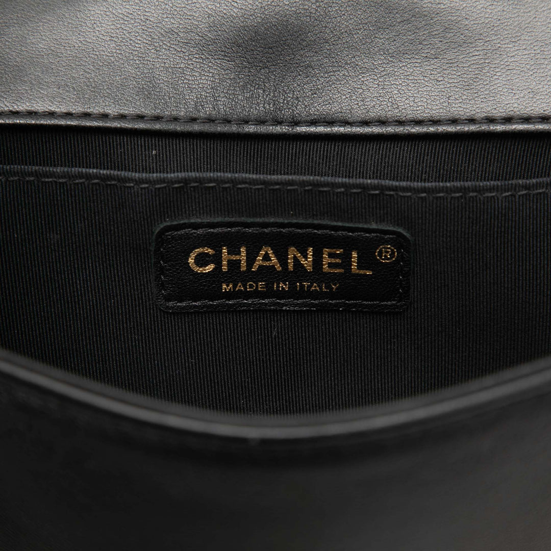 Chanel Chevron Boy à rabat Petit Cuir d'agneau