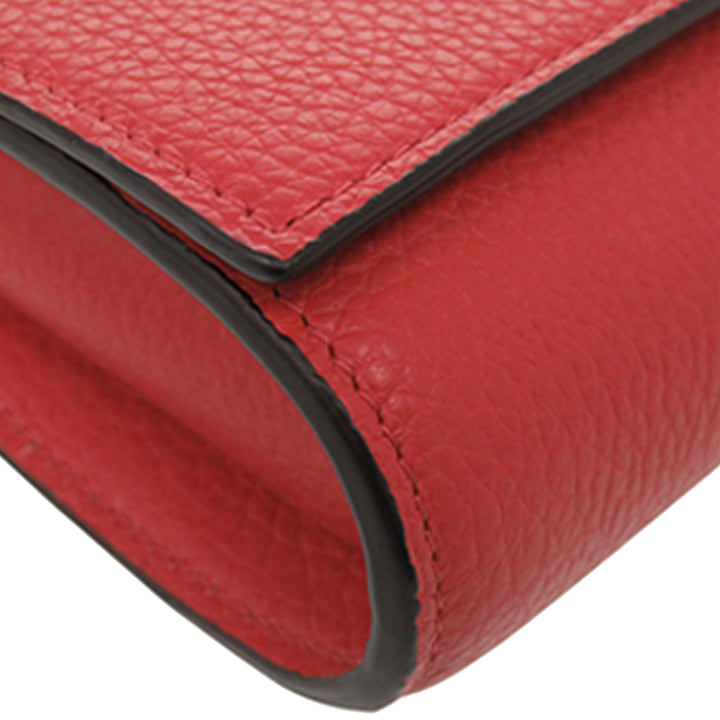 Christian Louboutin Sac bandoulière grainé By My Side Wallet on Chain Cuir de veau grainé Rouge – vue 12 – GABY PARIS