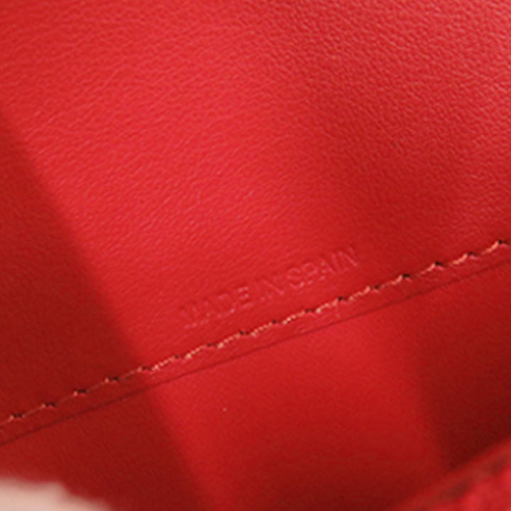 Christian Louboutin Sac bandoulière grainé By My Side Wallet on Chain Cuir de veau grainé Rouge – vue 8 – GABY PARIS