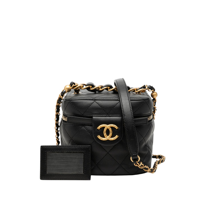 Chanel Small Matelassé Cuir de veau Chain Bar Vanity avec chaîne