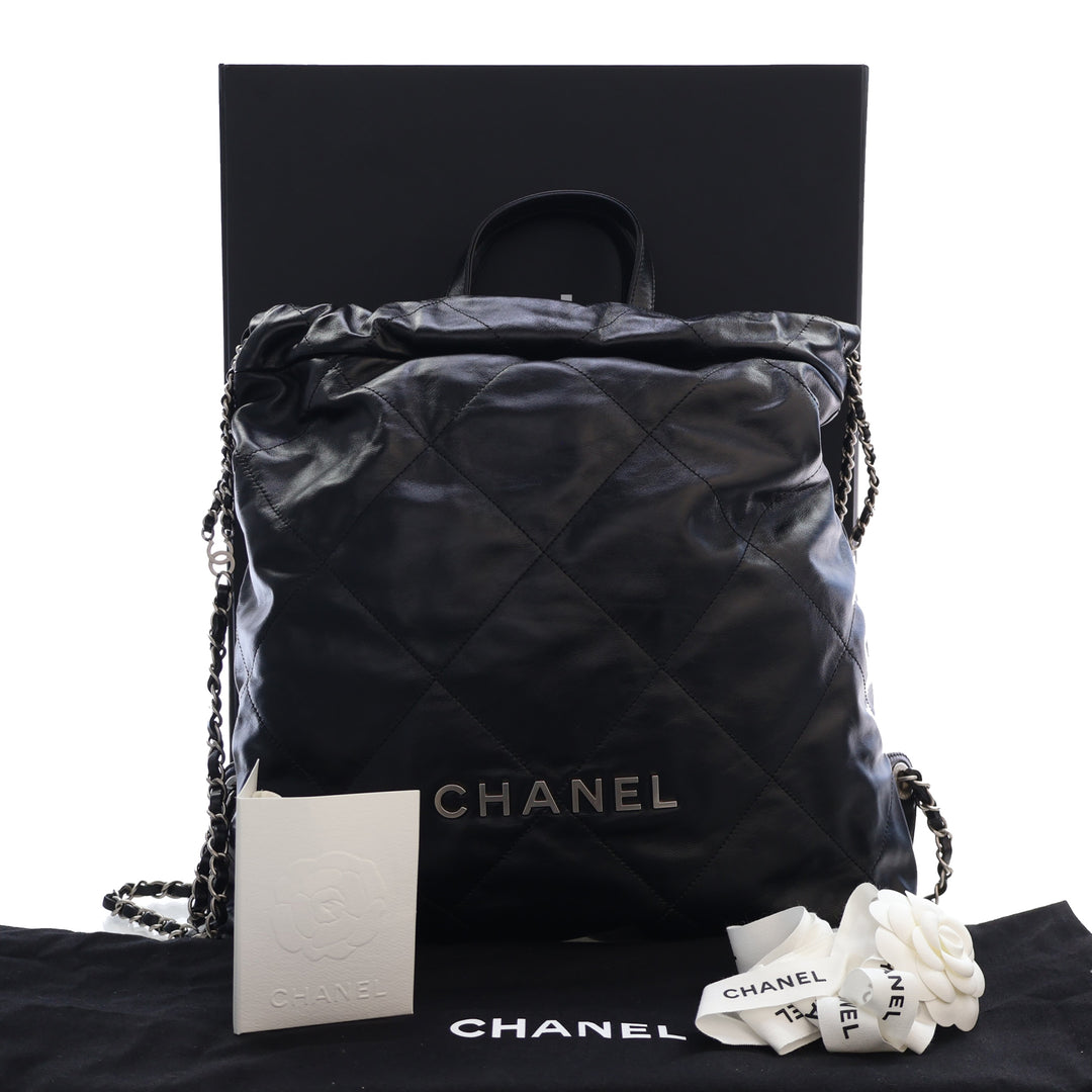 Chanel Large Matelassé brillant Cuir de veau 22 Sac à dos