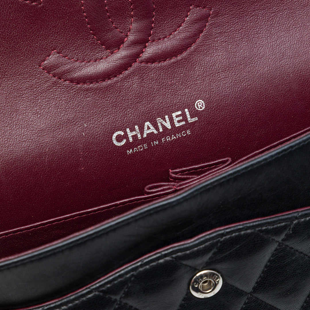Chanel Medium Classic Cuir d’agneau Double rabat