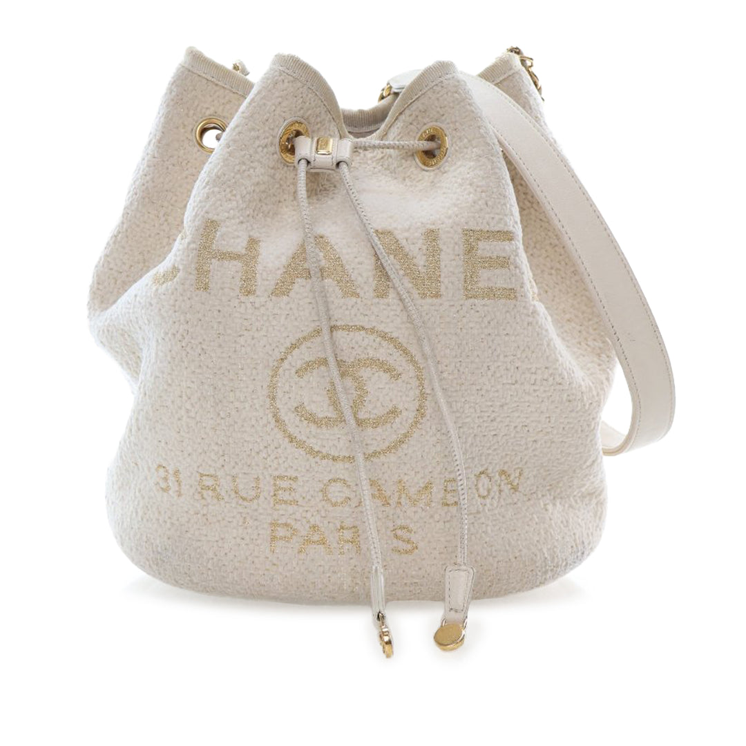 Chanel Small Tweed Deauville Drawstring Bucket Bag Blanc – GABY PARIS Authentique