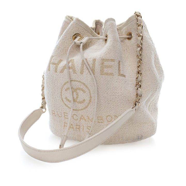 Chanel Small Tweed Deauville Drawstring Bucket Bag Blanc – GABY PARIS Authentique