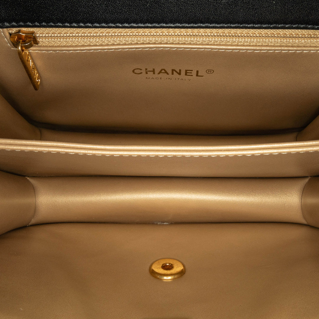 Chanel Matelassé Cuir d’agneau Octagonal Buckle Sac porté croisé