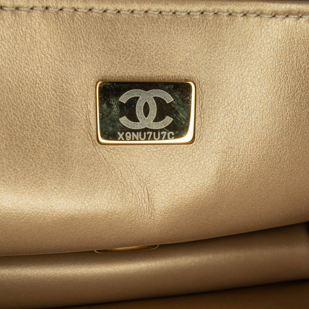 Chanel Matelassé Cuir d’agneau Octagonal Buckle Sac porté croisé