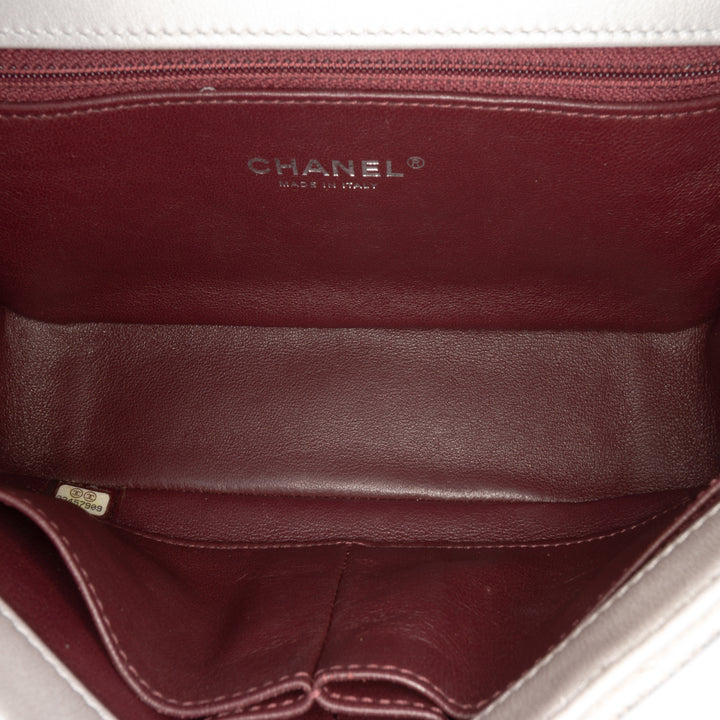 Chanel Small Métallisé Caviar CC Filigree Flap Argenté