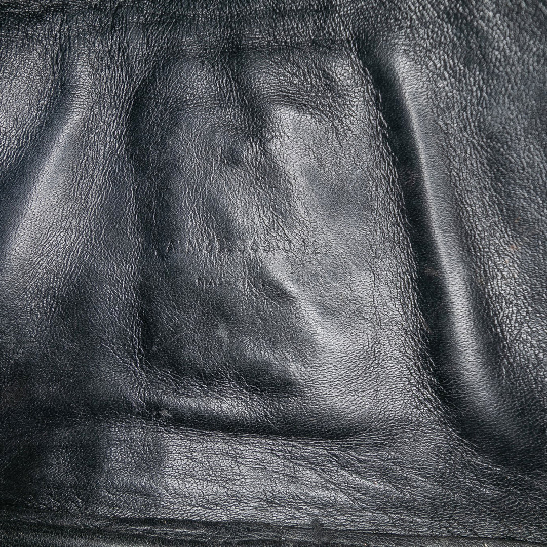 Saint Laurent Mini Croc Embossed Cuir verni Monogram Lou Sac caméra Noir – GABY PARIS Authentique